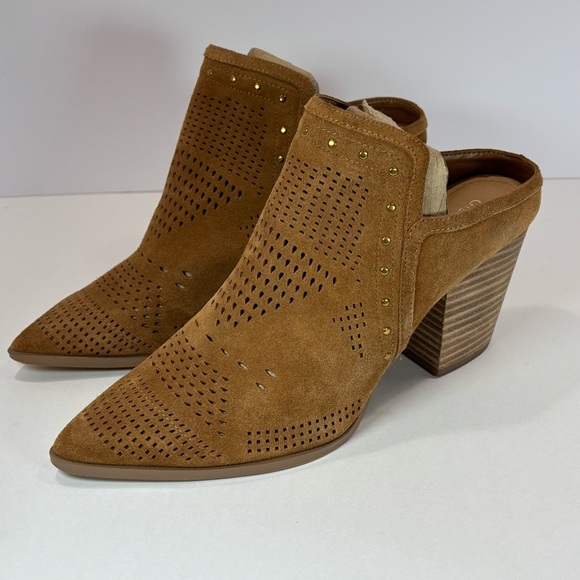 Gibson Latimer Women’s Tan Mules Block Heels Close Toe Shoes Suede Leather 10 M - Picture 2 of 10